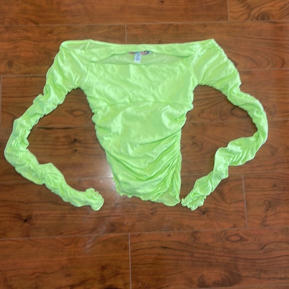 NWOT Urban Outfitters Lime Green Cut Out Long Sleeve Ruched Shirt Top - Picture 1 of 7